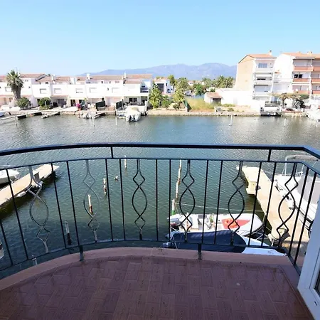 Con Vistas Canal Ref 114 Apartamento *